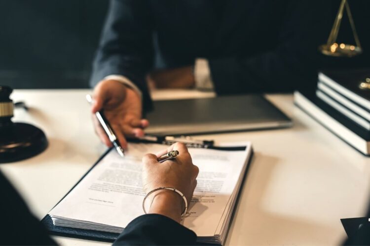 A Importância de Contratos Bem Elaborados na Locação Comercial